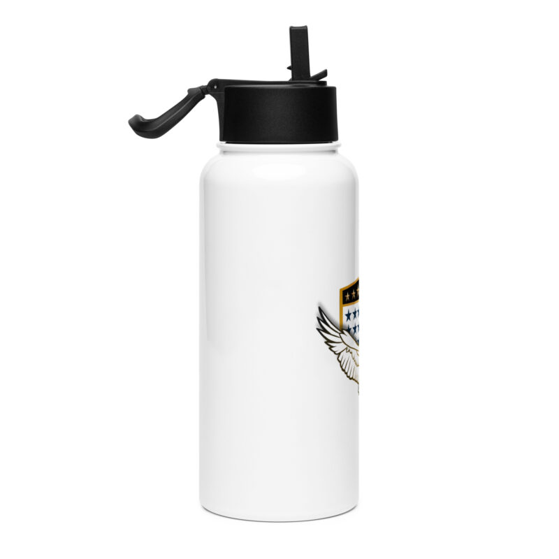 Stainless steel water bottle with a straw lid - Image 4
